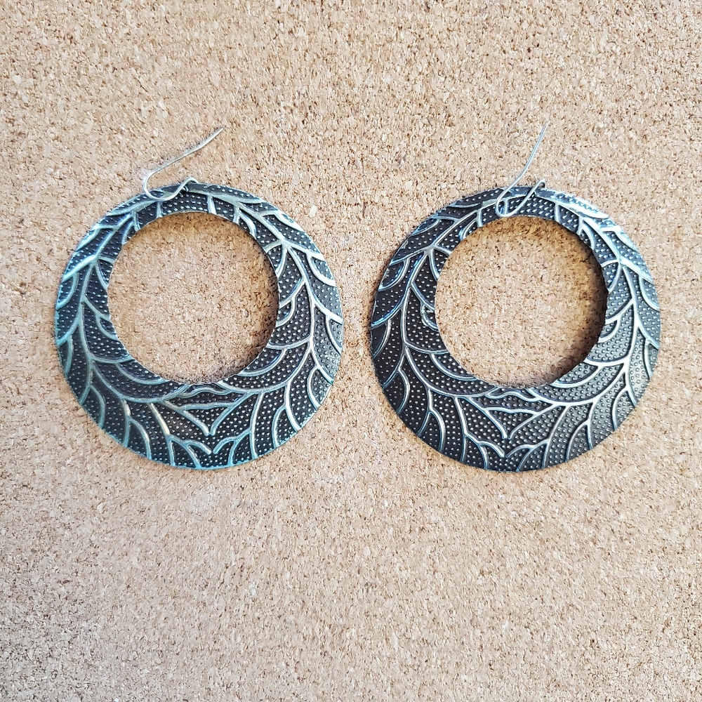 🌟 5 for $15 🌟 Bronze metal circle earrings